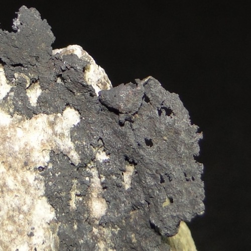 Luanheite