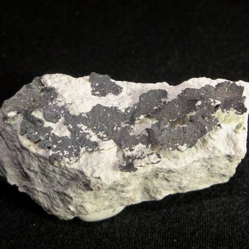 Luanheite