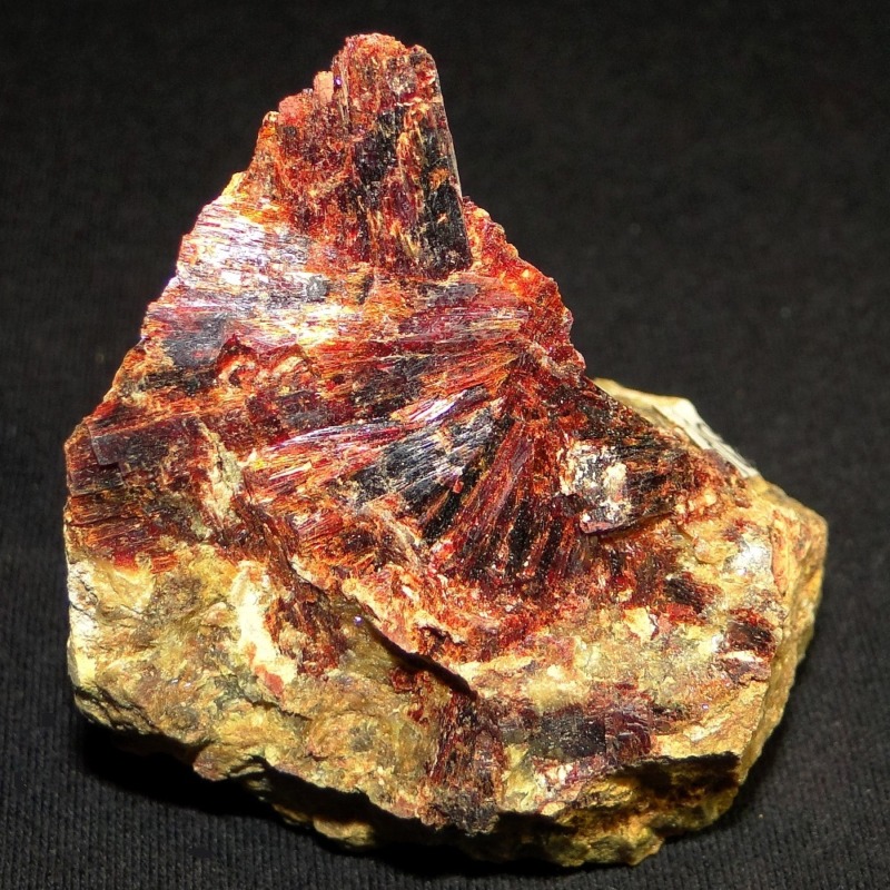 Amarantite