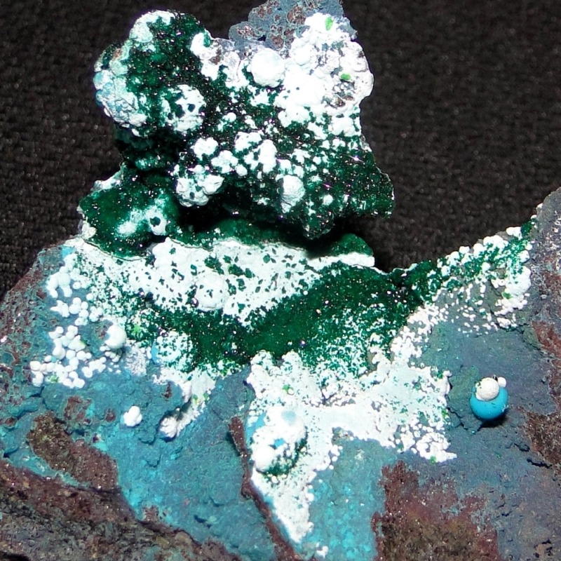 Brochantite & Chrysocolla - Image 3