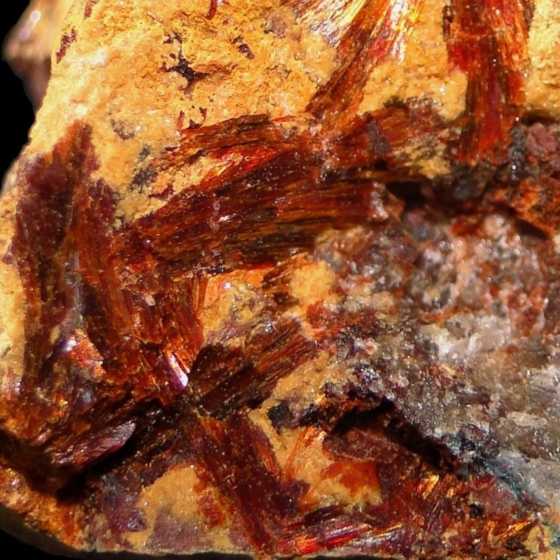 Amarantite - Image 2