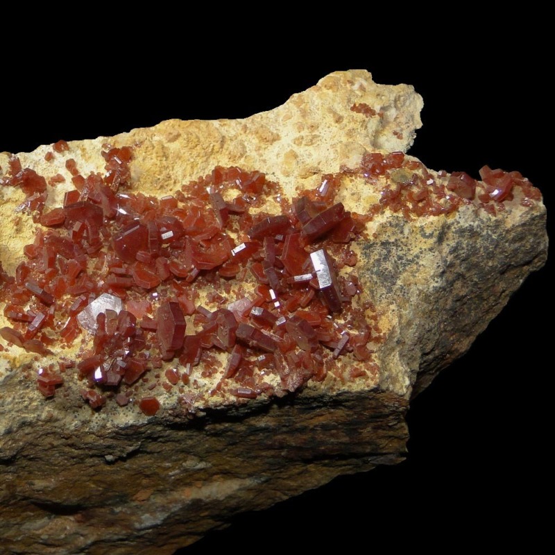 Vanadinite - Image 2